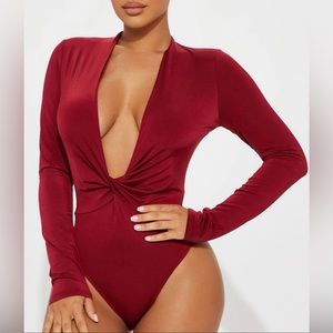 Fashion Nova Wine Lizette Twist Front Bodysuit - Small